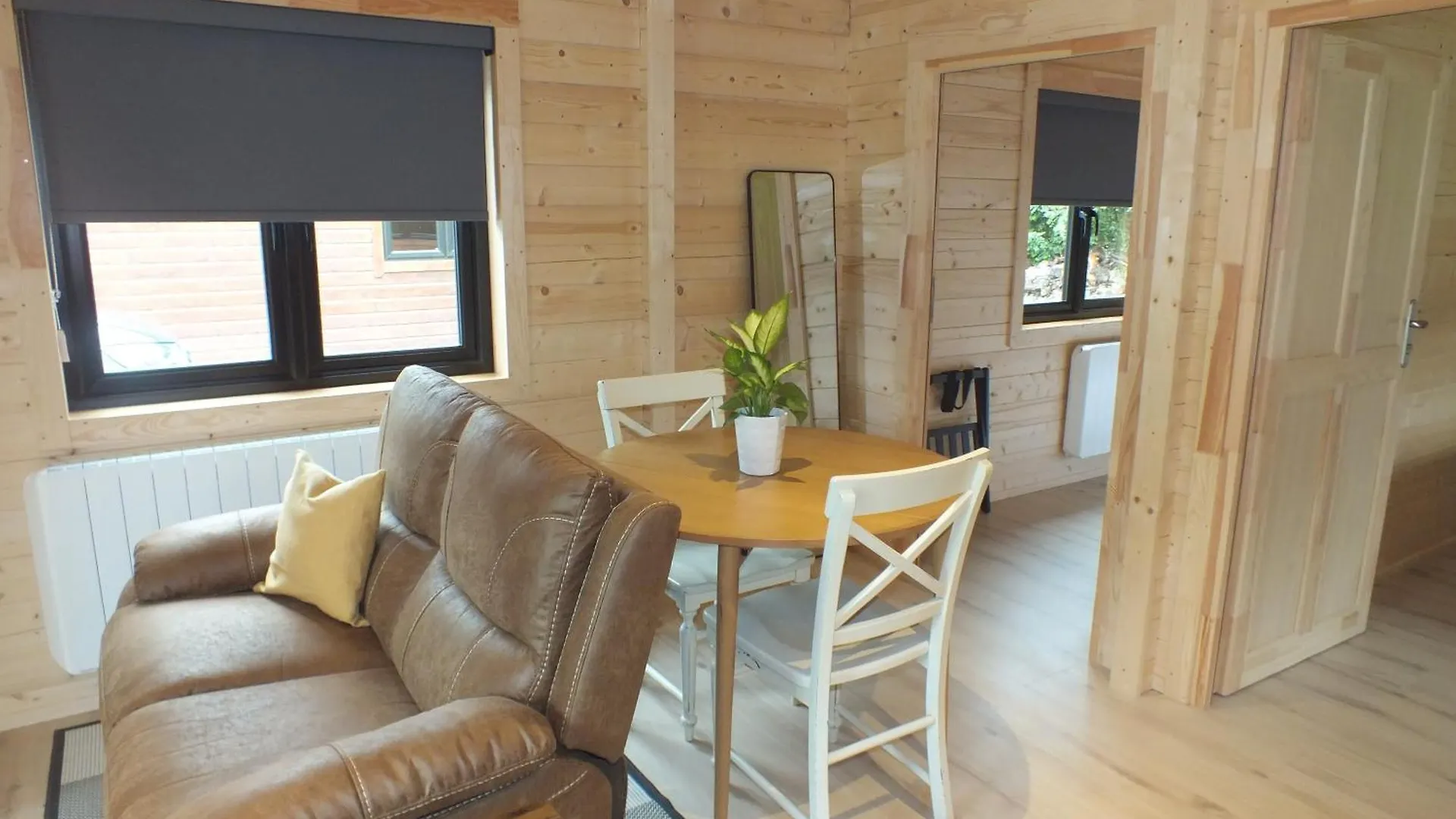 Chalet Killarneycabins Ie, Stunning Timber Accommodation For Adults